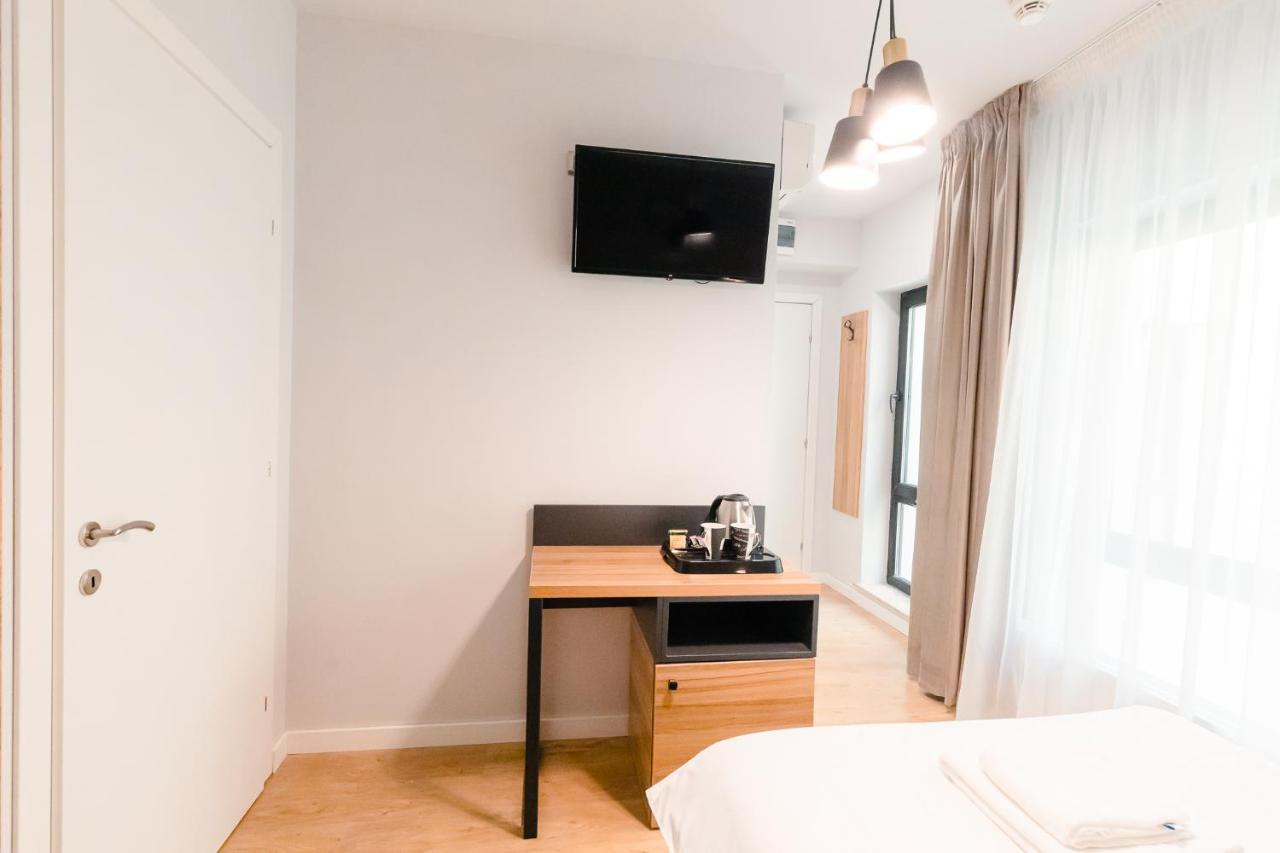 Labirint Boutique Hotel Bukarest Kültér fotó