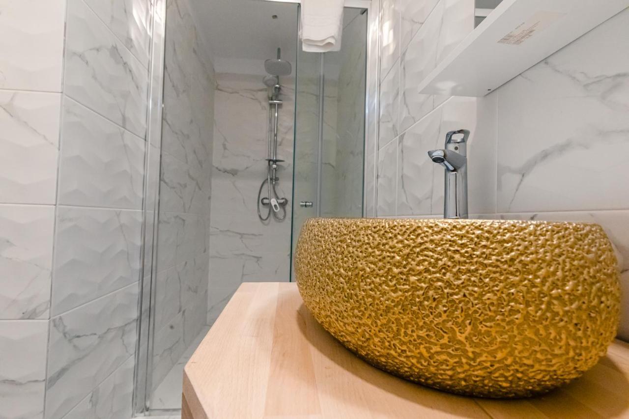 Labirint Boutique Hotel Bukarest Kültér fotó